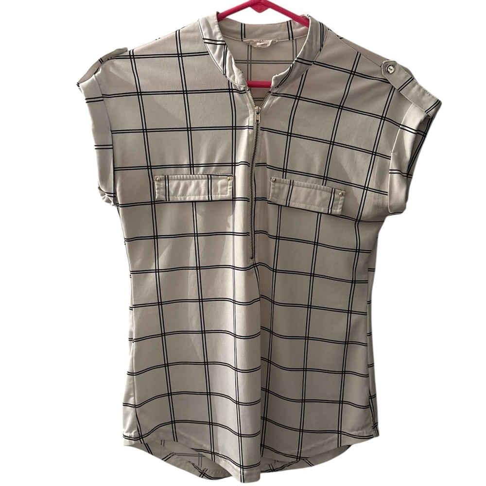 Elegant Grid Pattern Women's Button Down Shirt